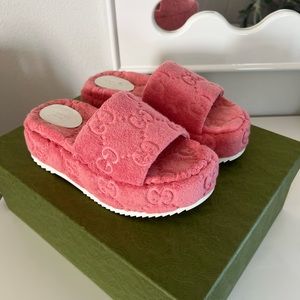 Gucci Pink Terry Fuzzy Platform Sandals